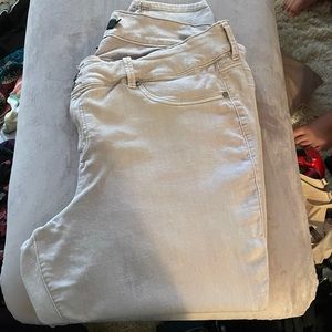 Torrid 26 pink skinny jeans